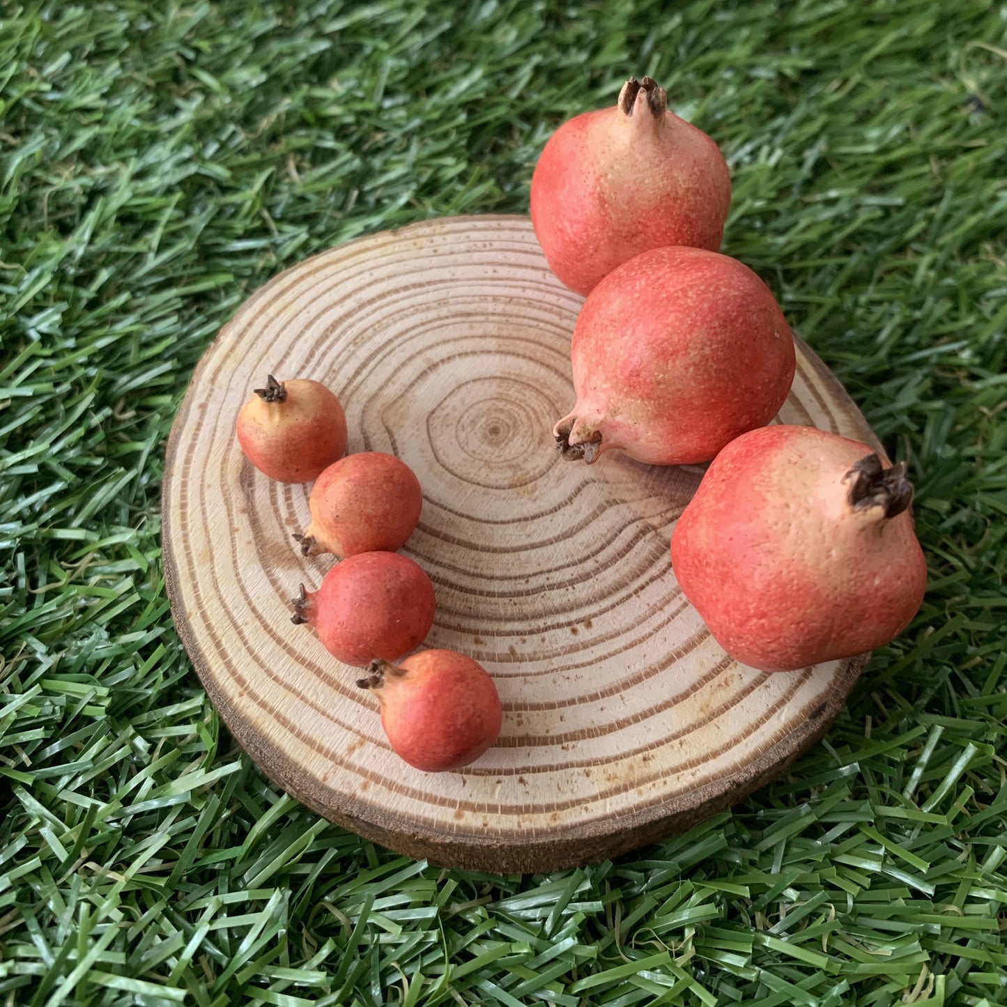 Pomegranate fruit 1:12 scale