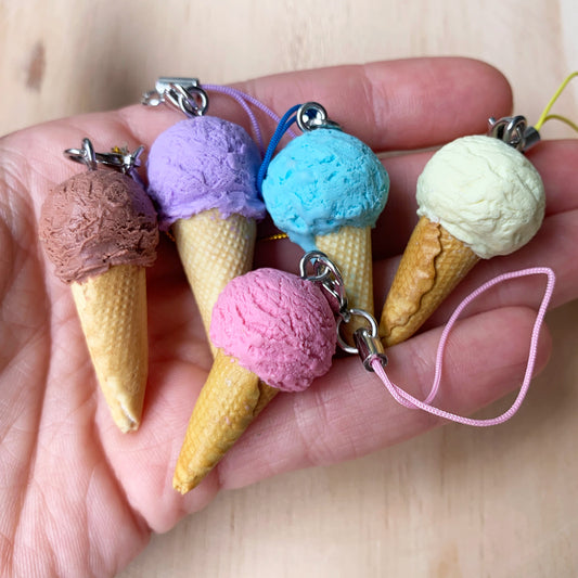 ice cream keychain