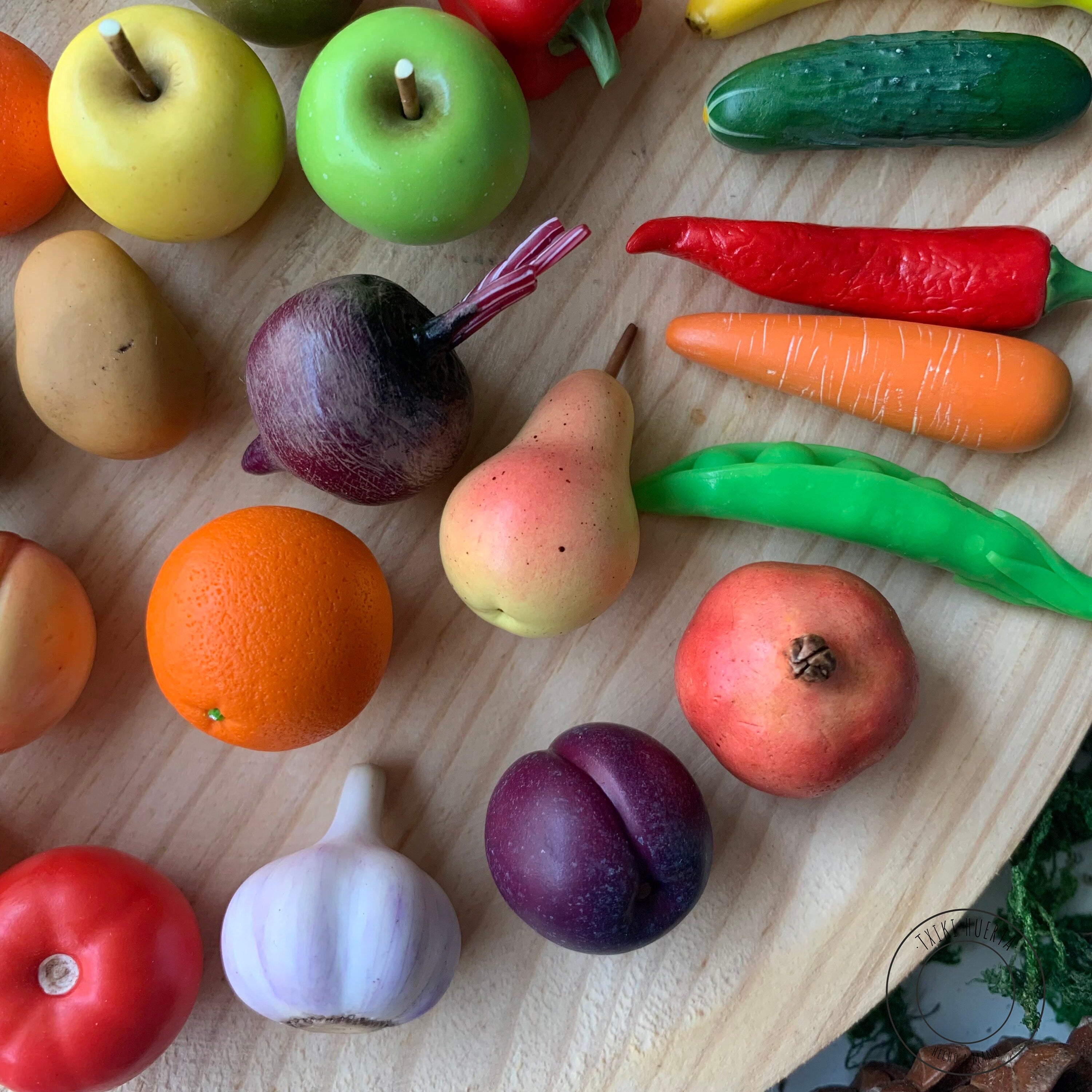 Pack de 30 miniaturas de frutas y verduras